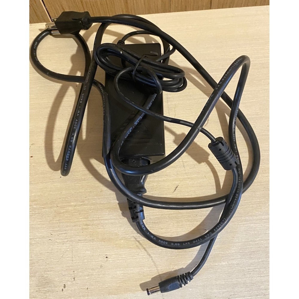Genuine 60W DVE AC DC Switching Adaptor 12V 5A Model DSA-60PFB-12 1 120500 OEM
